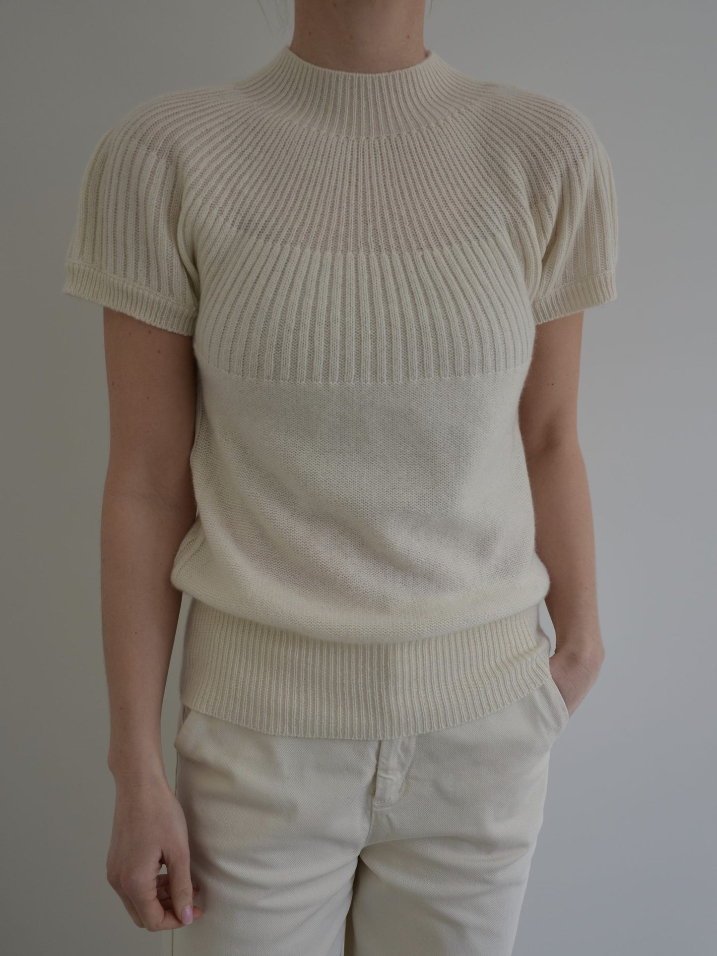 T-shirt with puff arm